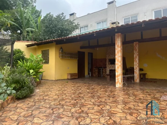 Imagem Casa com edícula 04 quartos c/suíte, 8 vagas no Uberaba/Jardim das Américas em Curitiba PR