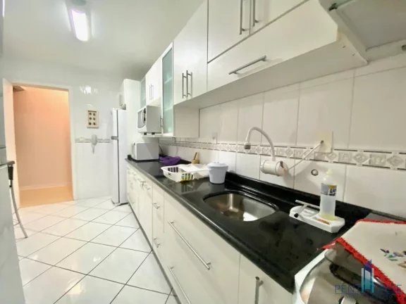 Imagem Apartamento Zona Central para Temporada em Balneário Camboriú, CENTRO, 2 dormitórios, 1 suíte, 2 banheiros, 2 vagas