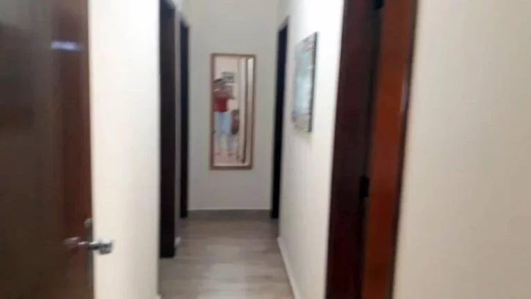 Imagem CASA LADO PRAIA - TODA REFORMADA - 3 DORMITORIOS S/UMA SUITE