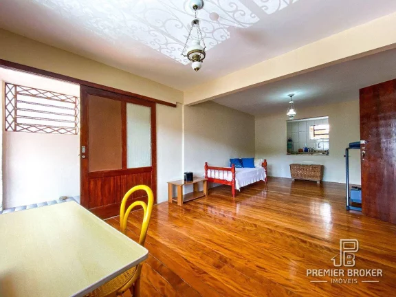 Imagem Casa à venda, 290 m² por R$ 789.900,00 - Vale do Paraíso - Teresópolis/RJ