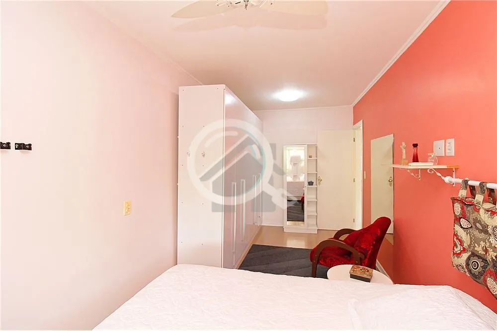 Imagem Maravilhosa casa de 02 dormitórios, um sacadão elegante em vidro blindex, com um toque especial de...