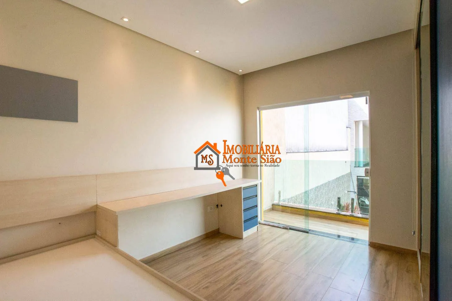 Imagem Sobrado com 3 dormitórios à venda, 140 m² por R$ 750.000,00 - Jardim Presidente Dutra - Guarulhos/SP