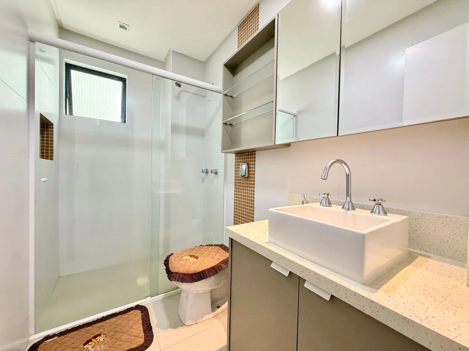 Imagem Apartamento com vista para o mar à venda com 142m2 por R$ 2.500.000,00