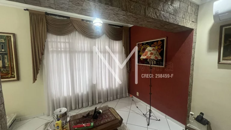 Imagem Casa à Venda 4 Quartos 1 Suíte 225m² - Bairro Monte Castelo