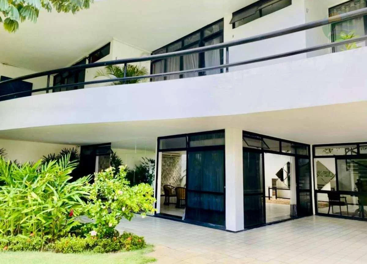 Imagem Casa ampla 850m2 com área externa acolhedora, Venda, em Setubal, Boa Viagem, Recife.
