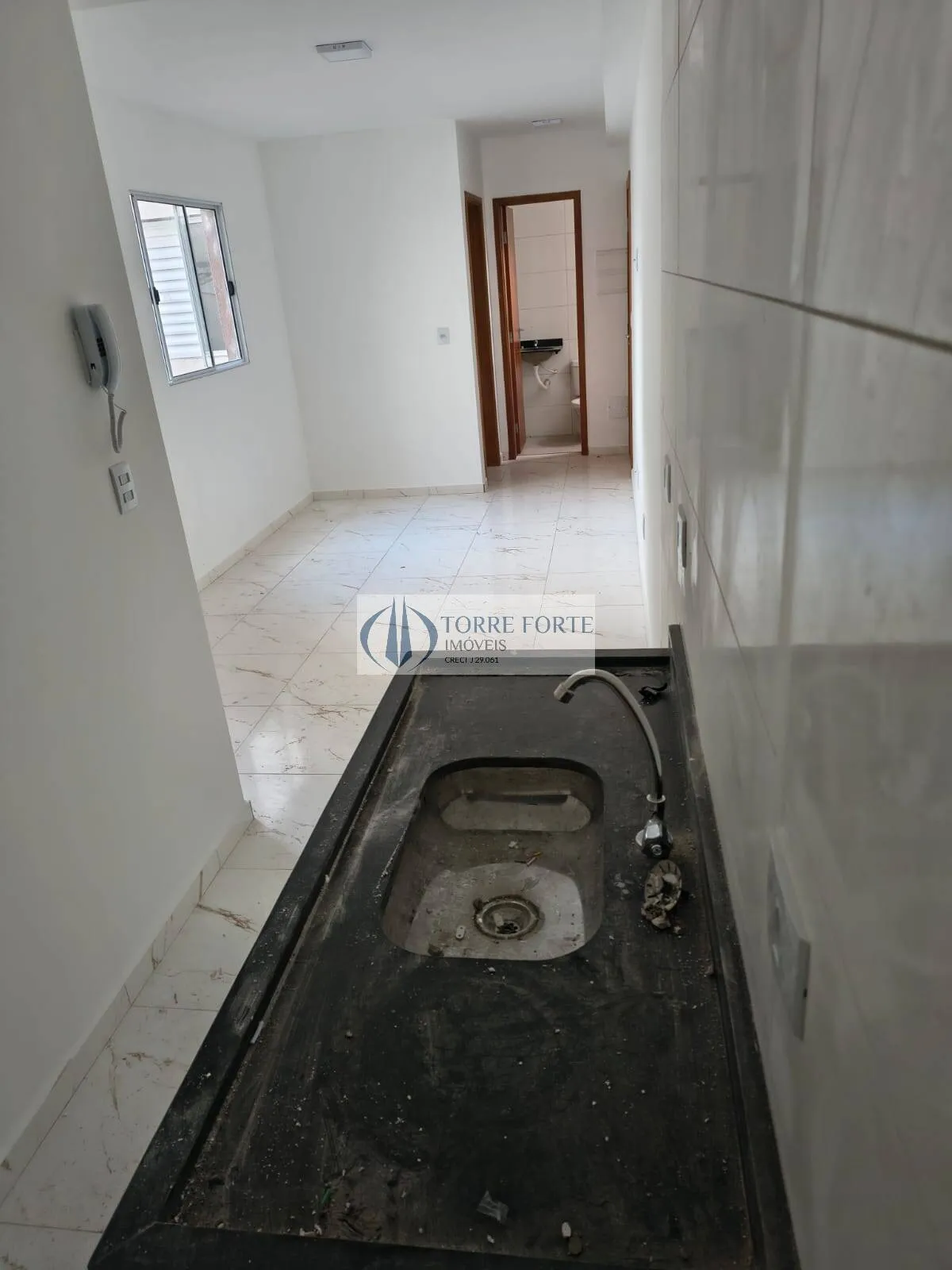 Imagem Oportunidade Apartamento com 2 Dormitórios Próximo ao Metrô Guilhermina