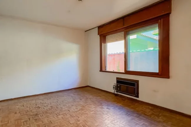 Imagem Casa para venda no bairro Jardim Lindóia em Porto Alegre