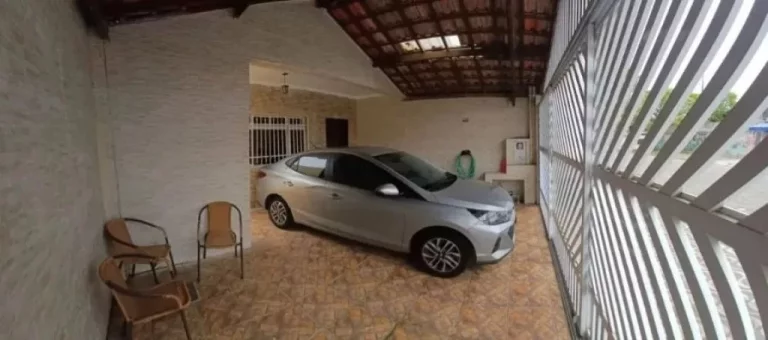 Imagem EXCELENTE CASA À VENDA NO MARACANÃ COM 3 DORMITÓRIOS 2 VAGAS!!!