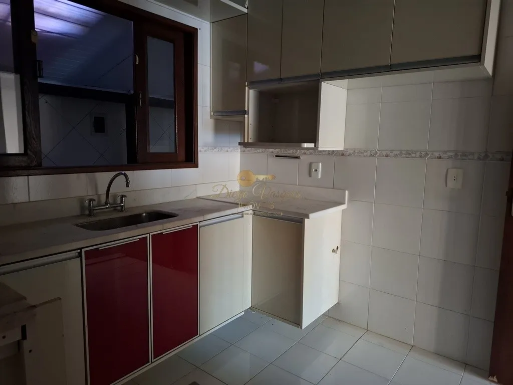 Imagem Casa em Condomínio para Venda em Teresópolis / RJ no bairro Soberbo
