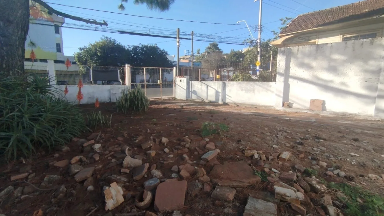 Imagem Terreno em Tristeza