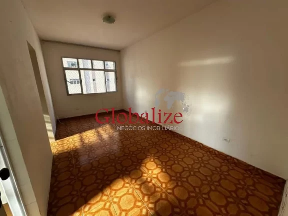 Imagem Apartamento à venda com 48m², 1 quarto, 1 quadra da praia, vaga de garagem por R$375.000,00 na Pompéia em Santos