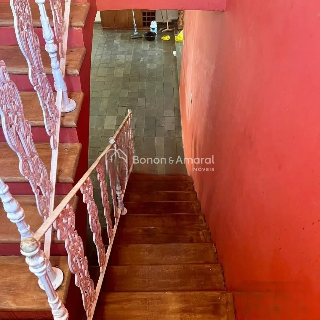 Imagem Casa à venda com 4 dormitórios, 2 suítes, 309 m² no San Conrado