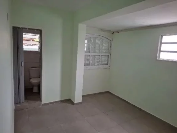Imagem Sobrado à Venda em Mauá-SP, Parque São Vicente: 3 Quartos, 3 Suítes, 4 Banheiros, 2 Vagas, 145m² de Área