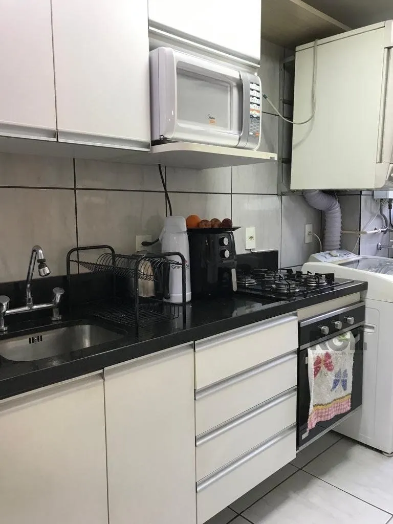 Imagem APARTAMENTO | 02 DORMITÓRIOS | 01 VAGA | SEMI MOBILIADO | CAVALHADA | ZONA SUL