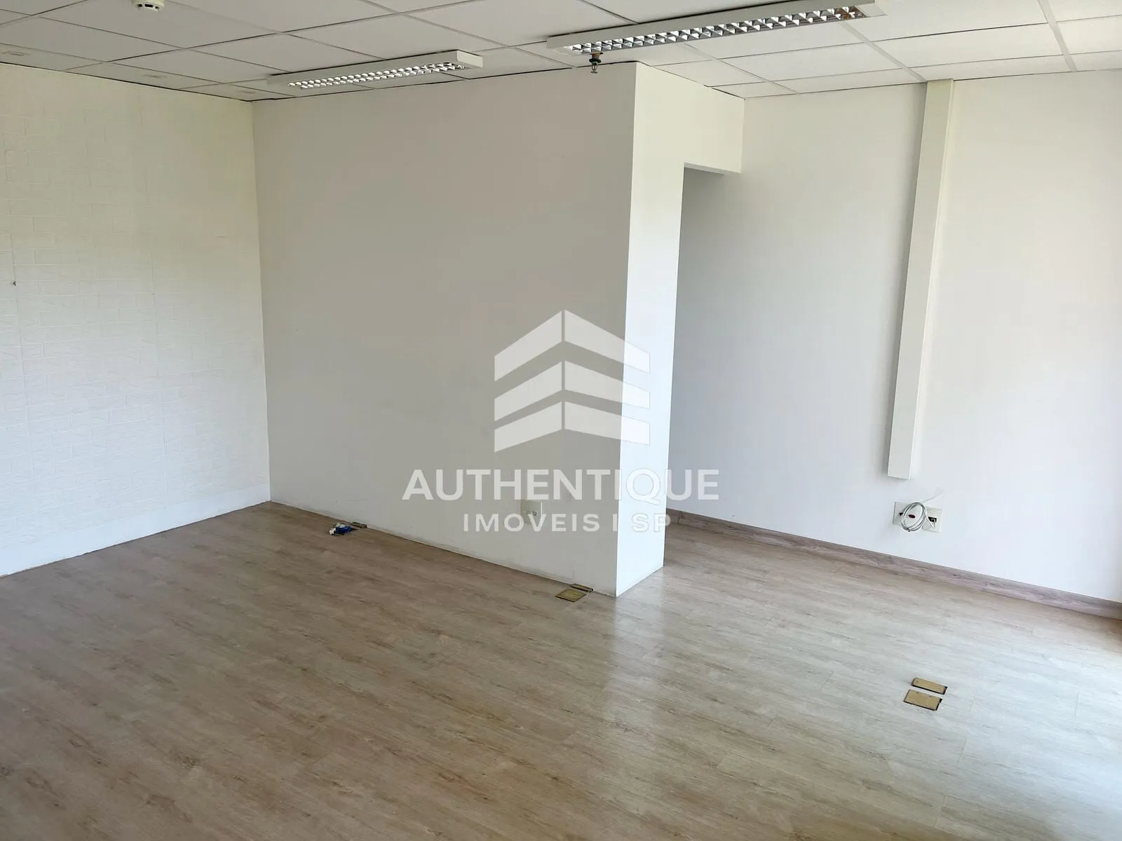 Imagem NOVAMERICA OFFICE TOWER - Sala Comercial no bairro Santo Amaro à venda