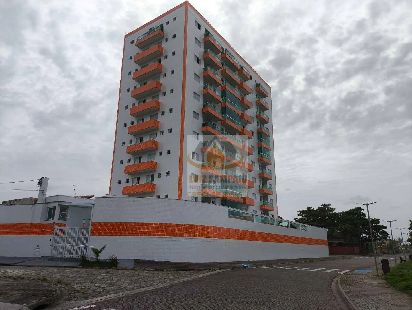 Imagem Apartamento Pé na Areia - Jd Suarão - 2 Dorm (1 Suite)