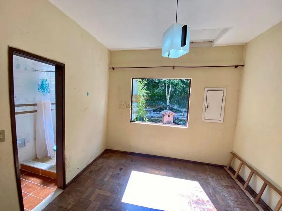 Imagem Casa para Venda em Teresópolis / RJ no bairro Albuquerque
