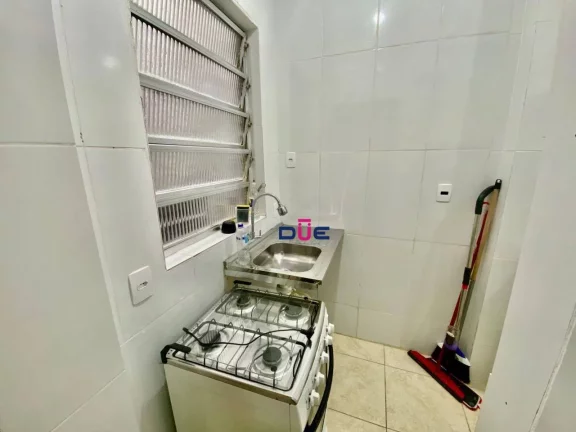 Imagem Kitnet com 1 dormitório à venda, 30 m² por R$ 180.000 - Itararé - São Vicente/SP