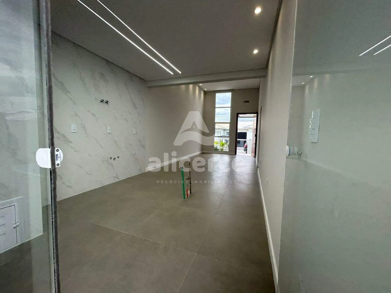 Imagem Casa à venda com 3 quartos I 1 suíte I 100m² I piscina I em Bela Vista Palhoça