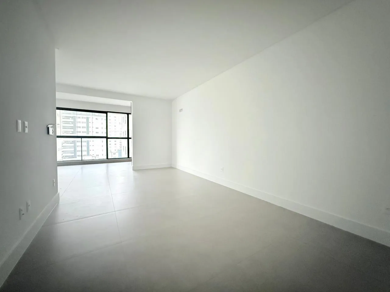 Imagem Apartamento à venda com 177m2 por R$ 3.200.000,00