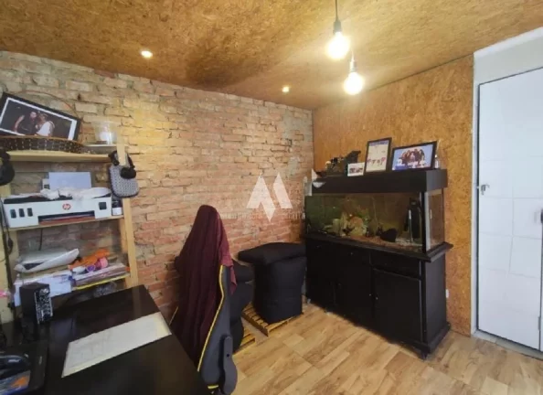 Imagem Casa na encruzilhada com 4 quartos sendo 1 suíte