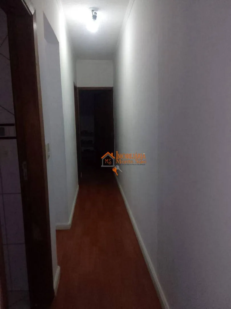 Imagem Sobrado com 4 dormitórios à venda, 218 m² por R$ 800.000,00 - Vila Galvão - Guarulhos/SP