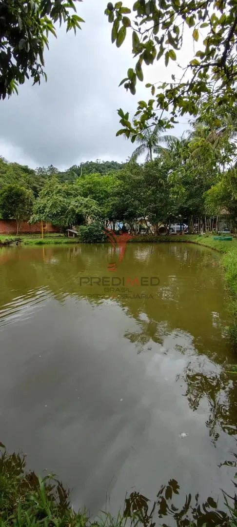 Imagem Chácara em Blumenau. Com rancho em construção. Lagoa com água. Poço artesiano. Pomar