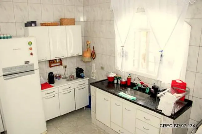 Imagem Casa de Condomínio com 2 Quartos à Venda, 198 m² em Jardim Lambreta - Cotia