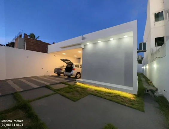 Casa Moderna à Venda no Bairro Aruana - Confira os Detalhes!