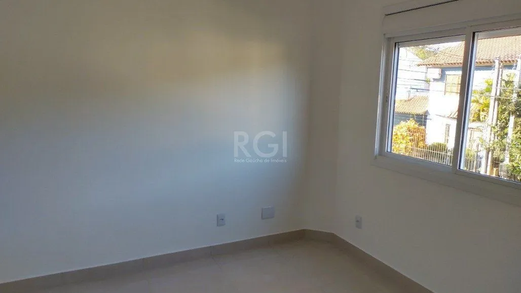 Imagem Sobrado para Venda - 88.32m², 3 dormitórios, sendo 2 suites, 1 vaga - Espirito Santo