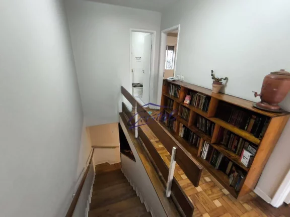 Imagem Sobrado encantador no Instituto de Previdência!