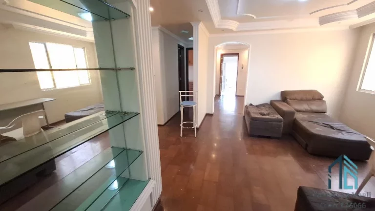 Imagem Sobrado 04 quartos c/suíte, edícula, ático no Novo Mundo em Curitiba PR