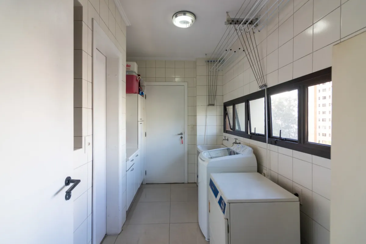 Imagem Apartamento para venda em Vila Andrade com 3 quartos, sendo 3 suítes, 184m2