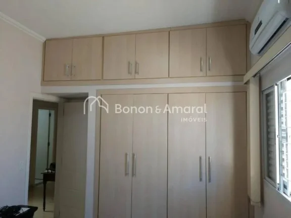 Imagem Linda casa à venda no Taquaral..
Excelente acabamento e totalmente repaginada. São três quartos c...