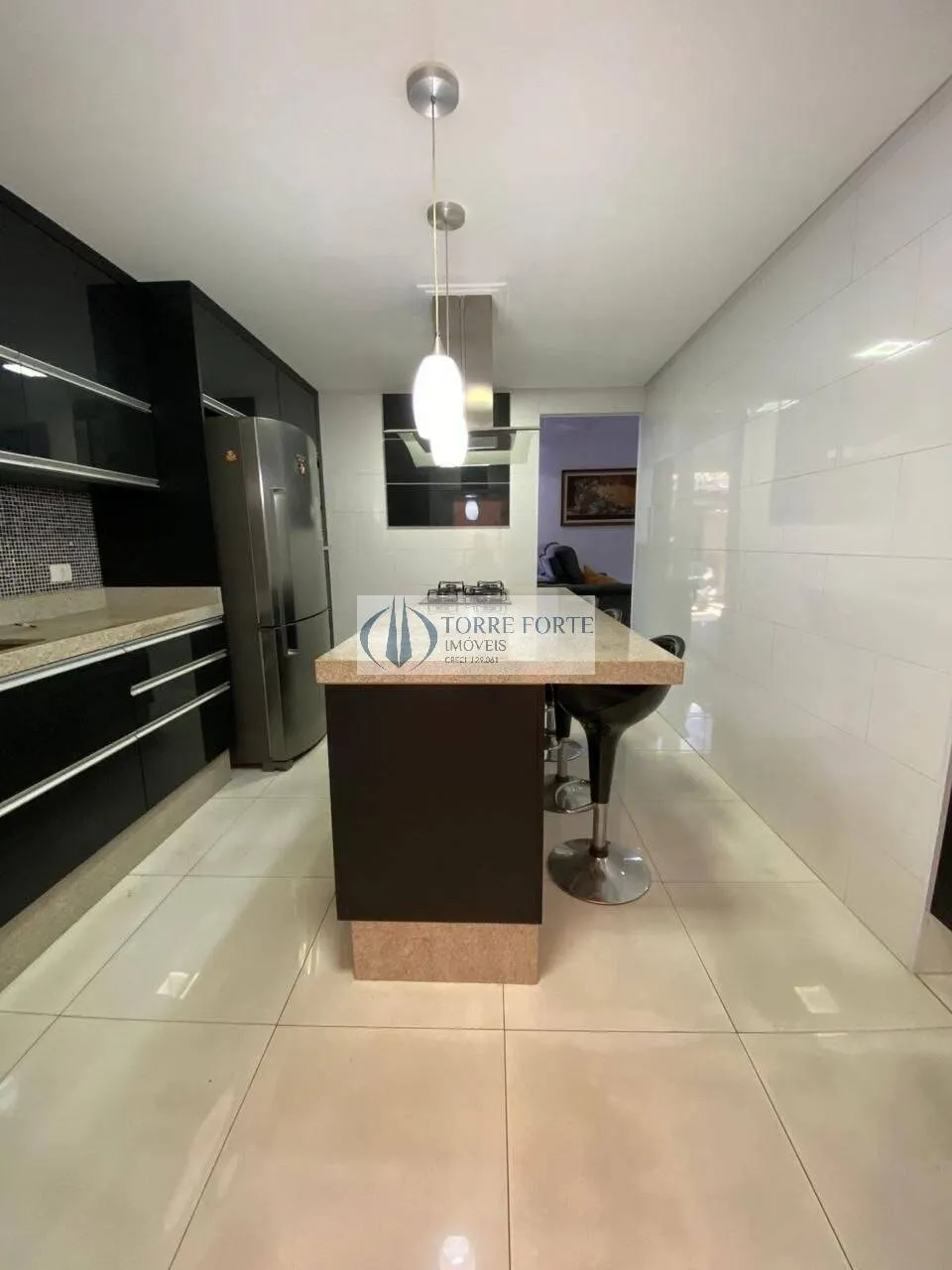 Imagem Casa com 4 dormitórios 1 suíte 3 vagas na chácara Mafalda .