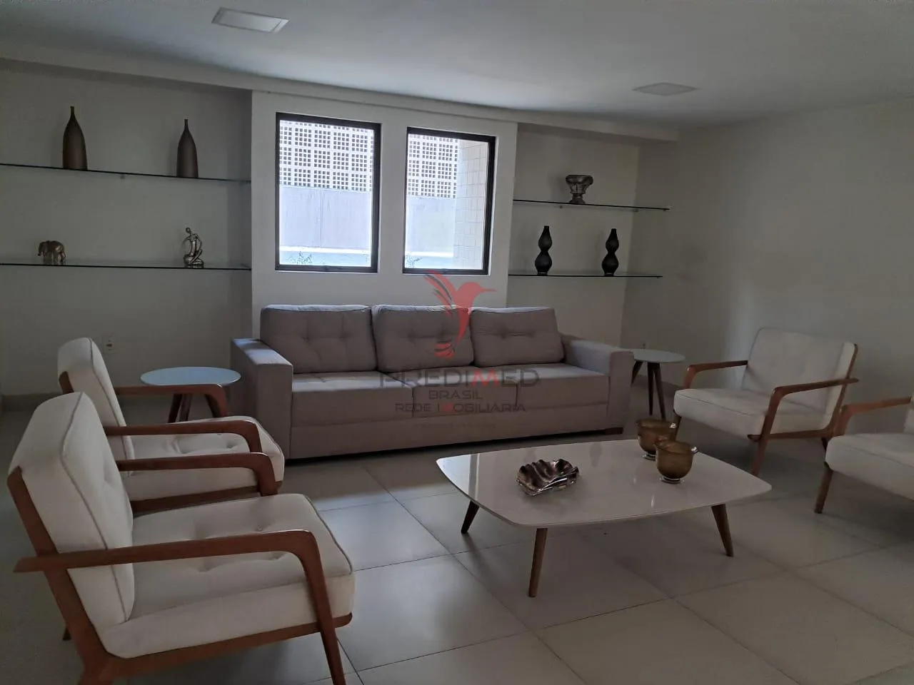 Imagem Apartamento espaçoso,com 2 Varandas .Em Tambaú , João Pessoa