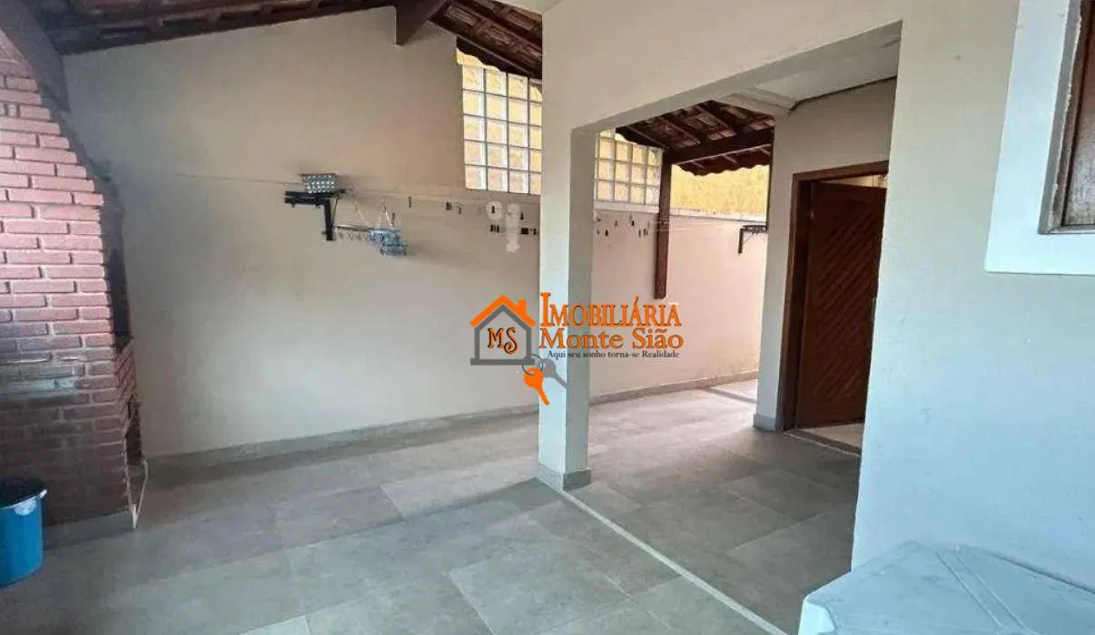 Imagem Sobrado com 3 dormitórios à venda, 178 m² por R$ 900.000 - Jardim Barbosa - Guarulhos/SP