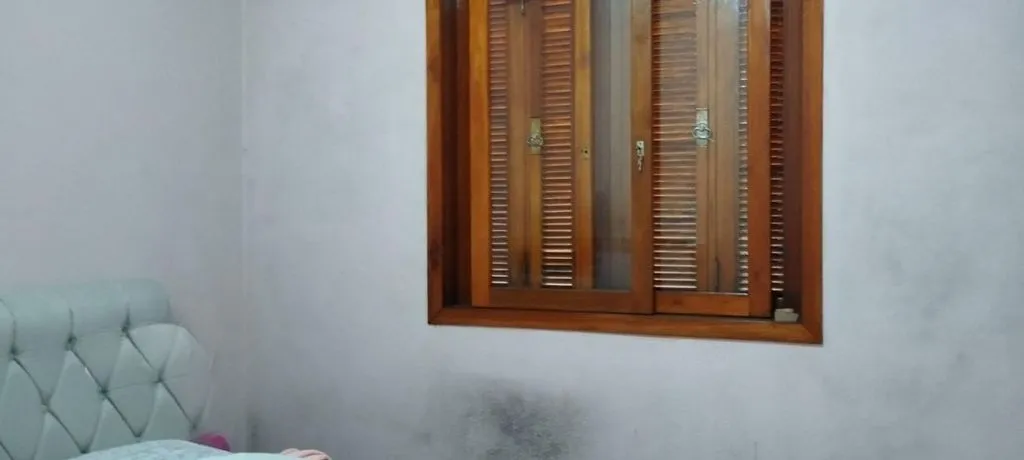 Imagem Casa de 2 dormitório à venda no Bairro Humaitá - Porto Alegre