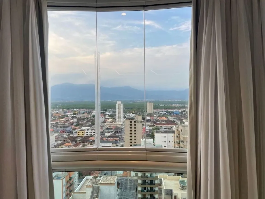 Imagem APARTAMENTO COM 161,80 m² - TUPI - PRAIA GRANDE SP
