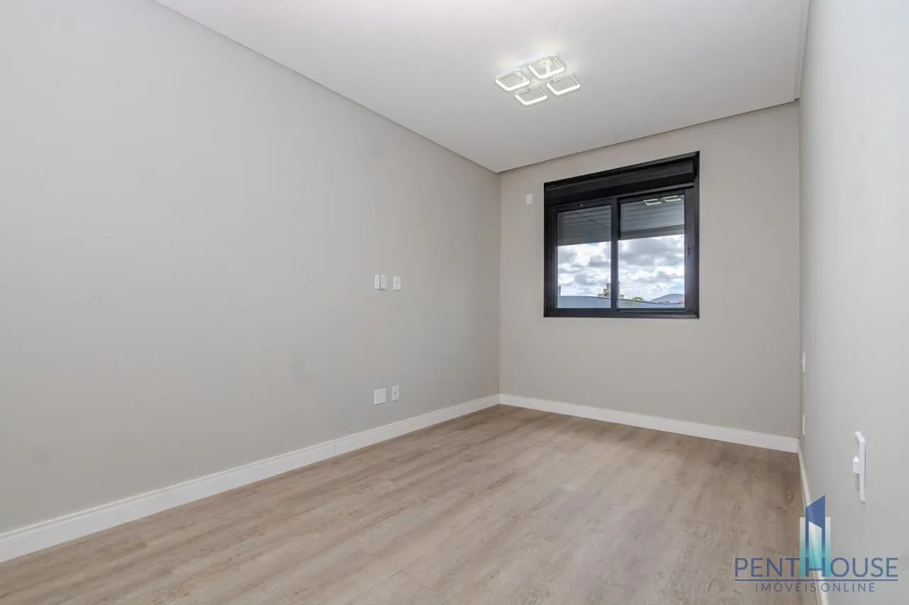 Imagem Casa em Condomínio para Venda em Camboriú, CENTRO, 4 dormitórios, 2 suítes, 4 banheiros, 3 vagas