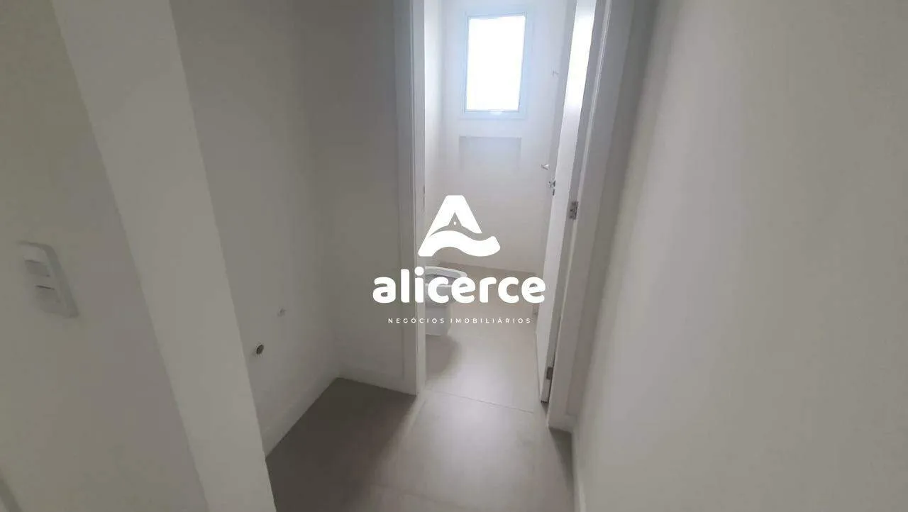Imagem Apartamento Novo com Terraçao (garden) em Capoeiras - 111,00 m2