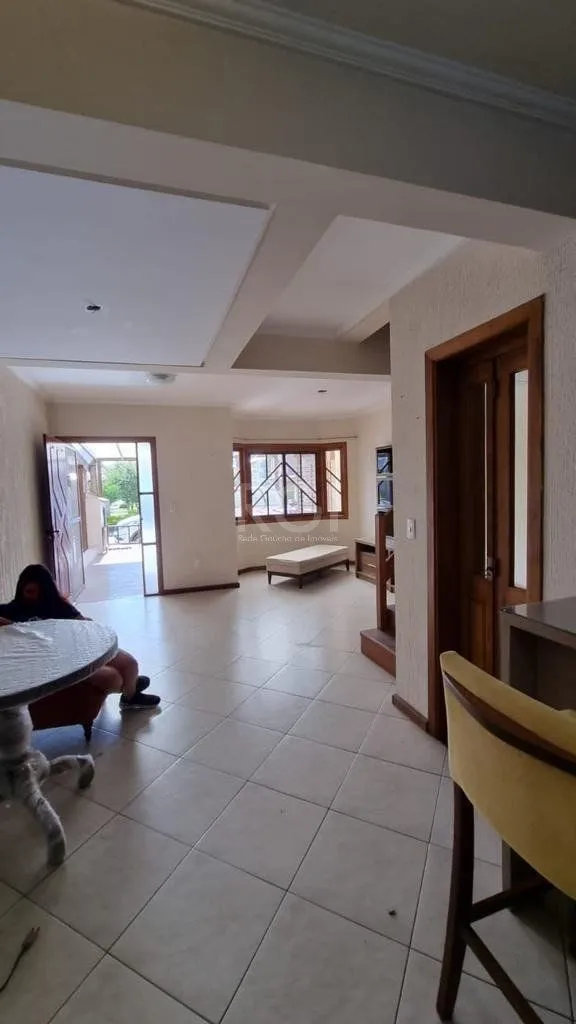 Imagem Sobrado Bairro Hípica - 3 Dormitórios