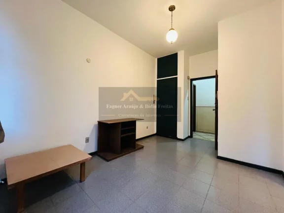 Imagem Apartamento para Locação em Teresópolis, Várzea, 1 dormitório, 1 banheiro