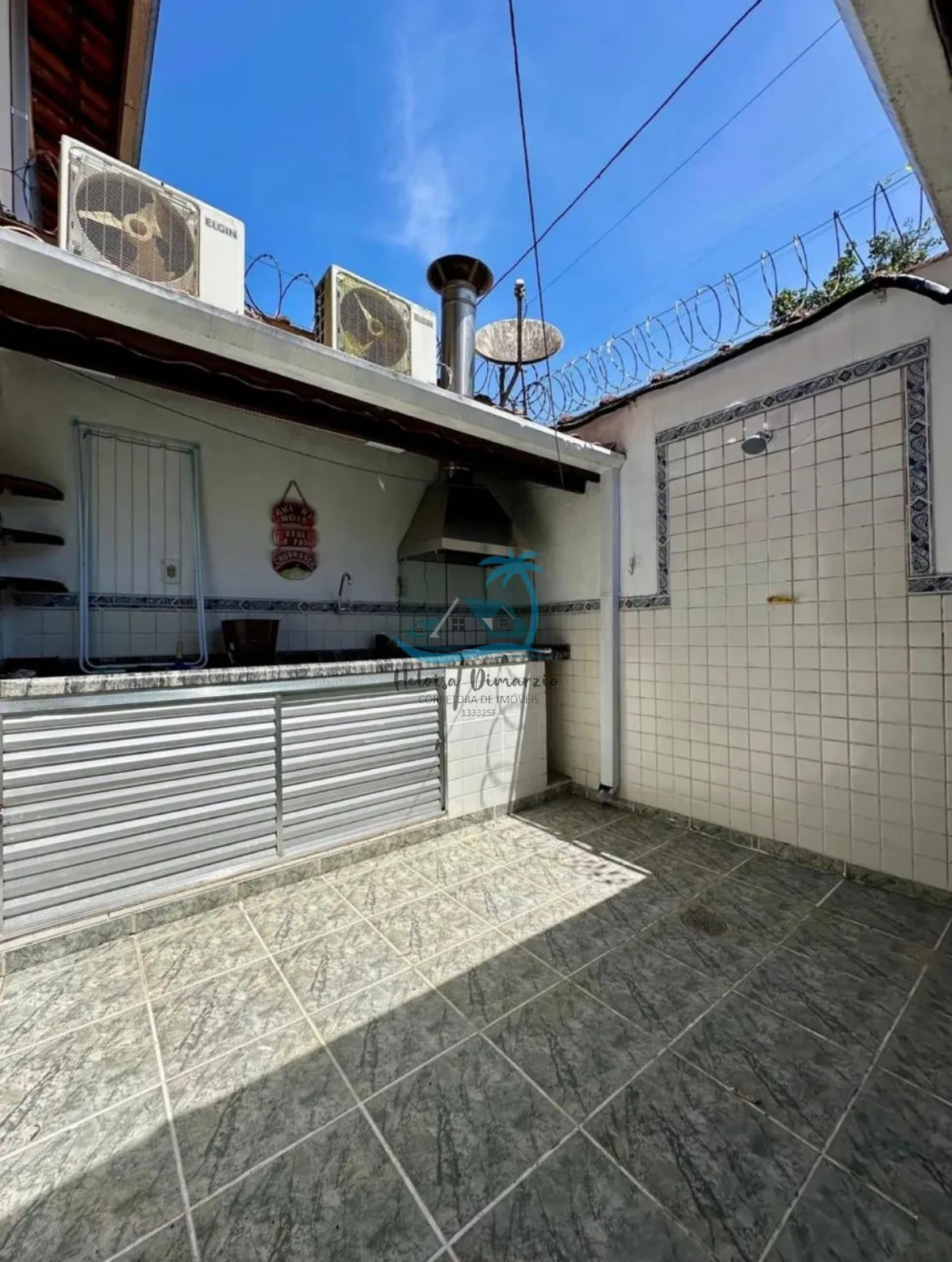 Imagem Apartamento térreo com 2 dormitórios, mobiliado, à venda em Ubatuba no Itaguá