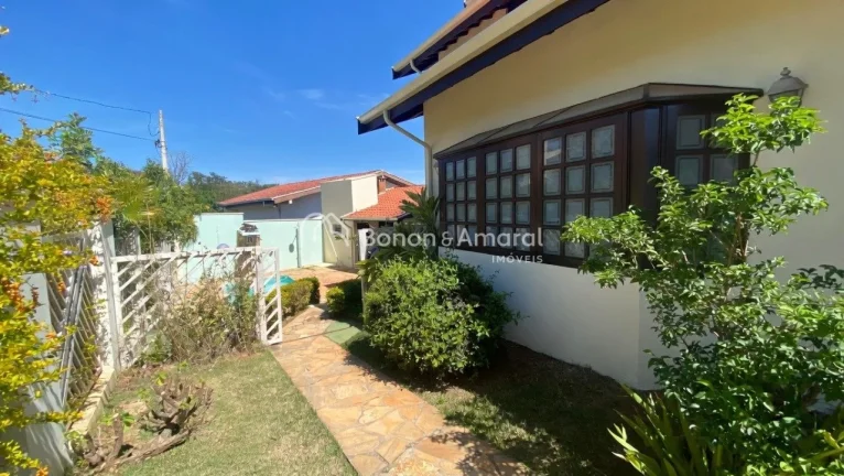 Imagem Casa à venda no San Conrado.

Documentação ok para financiamento

- 3 dormitórios, sendo 1 suít...