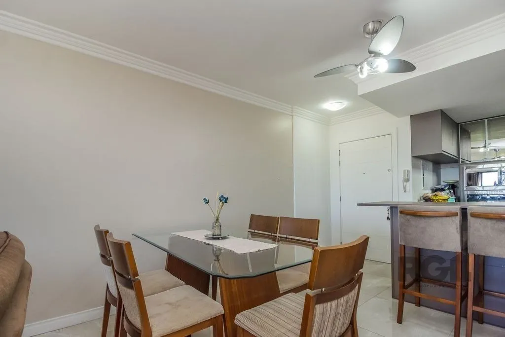 Imagem Excelente apartamento de 107 m² com 3 dormitórios e 2 vagas cobertas.