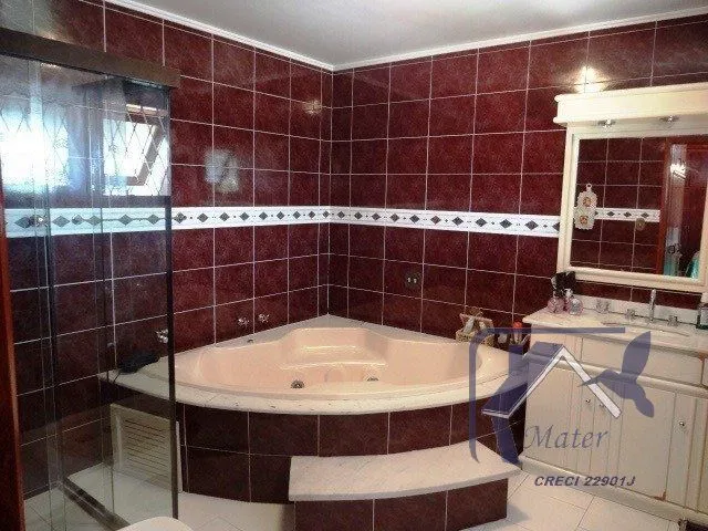 Imagem Casa para Venda - 318m², 4 dormitórios, sendo 1 suites, 4 vagas - Cavalhada