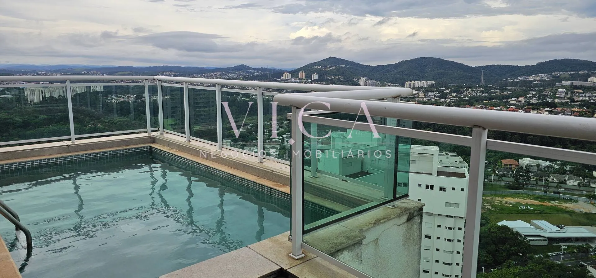 Imagem Apartamento cobertura mobiliado 342 m², aluguel R$ 40.000 - Alphaville/SP