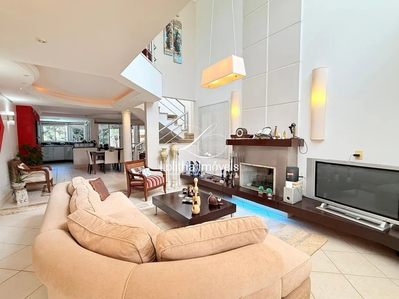 Imagem Casa à venda em Jurerê Internacional com 4 Suítes - Florianópolis/SC