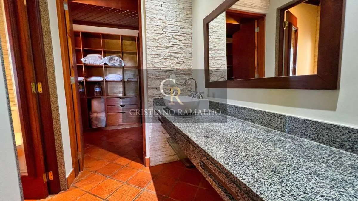 Imagem Casa de condomínio à venda em Cabo Frio, Peró, com 2 quartos, 161,79m2